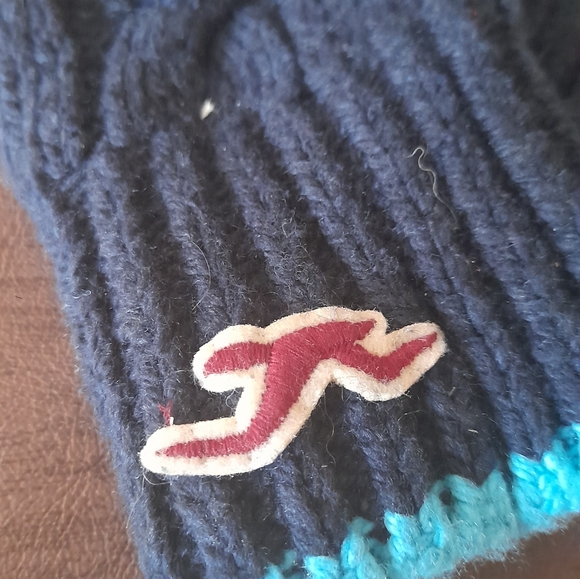 Hollister mittens - Picture 4 of 6